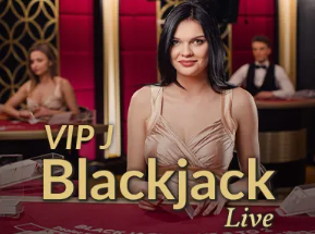 世体：马丁已成为巴萨主力中卫，他在组织和防守上的球商都是顶级